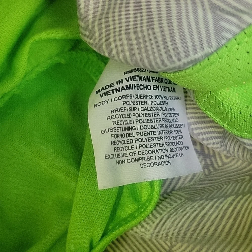 Nike Dri-Fit Tempo Running Athletic Shorts Neon Green/Black Size XSmall